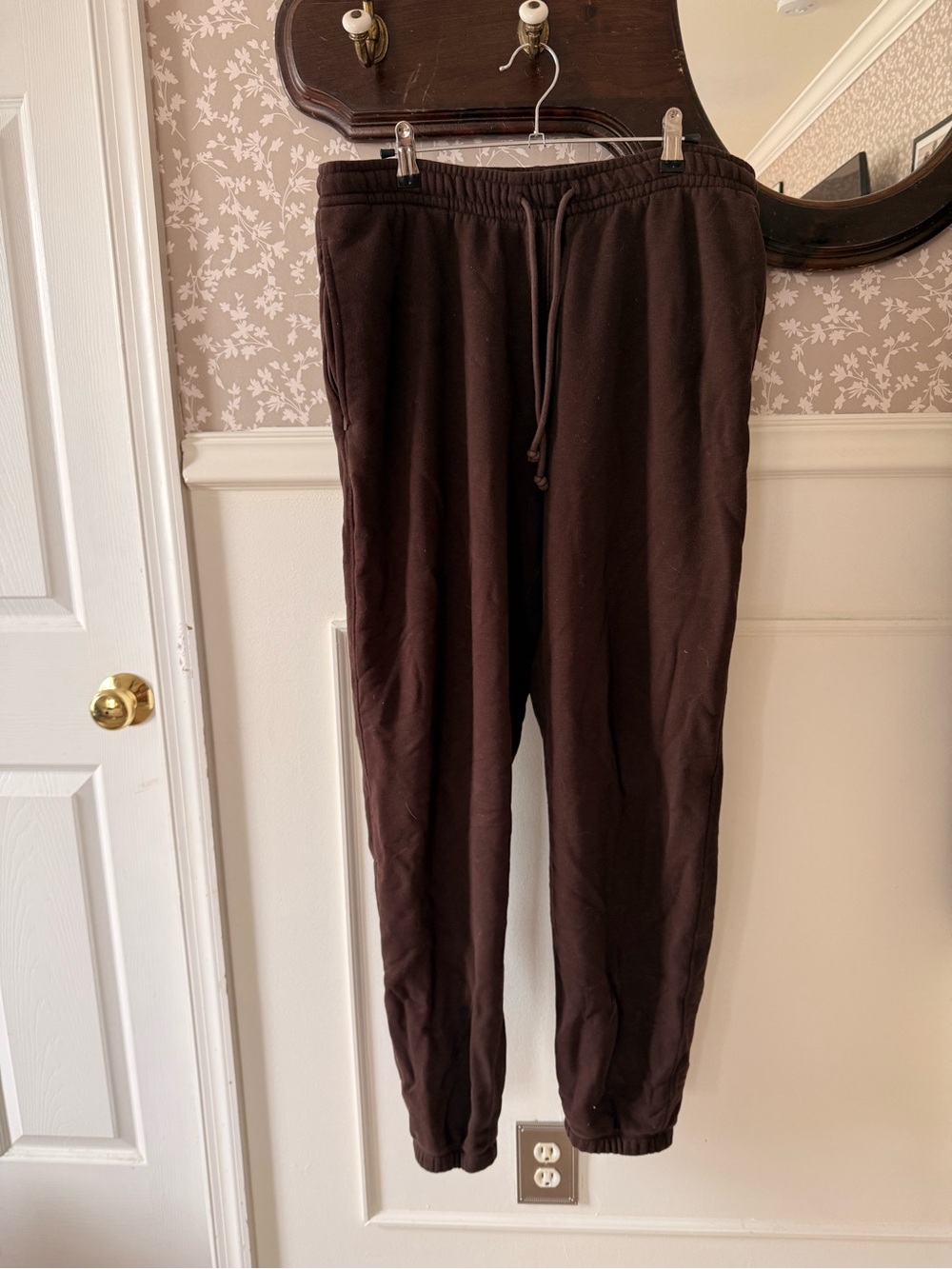 Abercrombie and Fitch YPB chocolate brown joggers